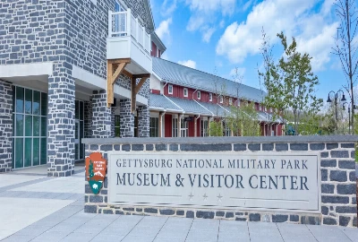 Stay & Explore: Best Accommodations and Attractions Near Gettysburg’s Hero Museums
